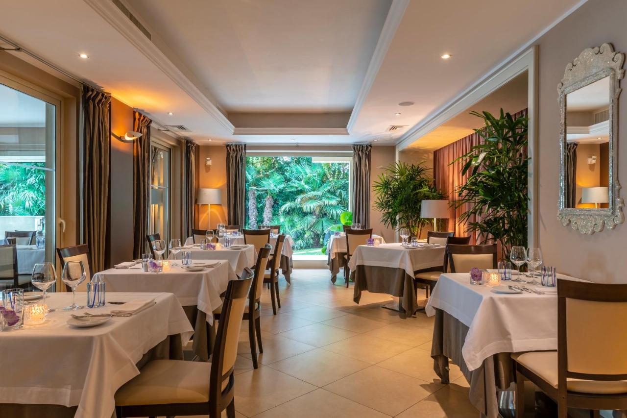 Villa Rosa Hotel Desenzano 데센자노델가르다 외부 사진