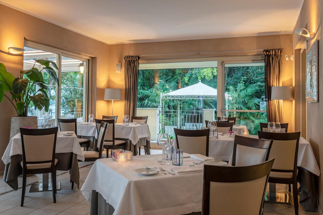 Villa Rosa Hotel Desenzano 데센자노델가르다 외부 사진
