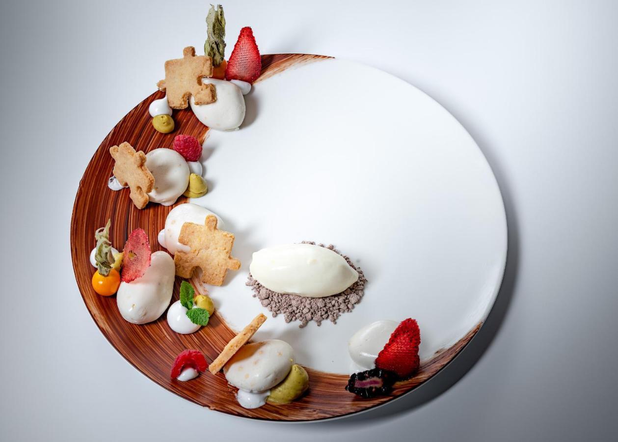 Villa Rosa Hotel Desenzano 데센자노델가르다 외부 사진